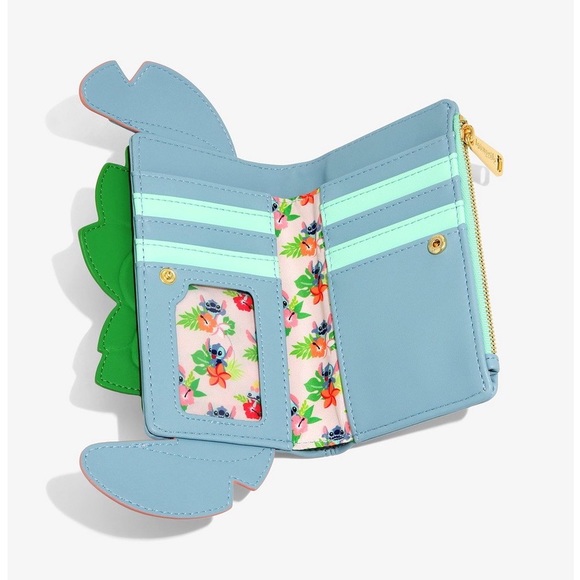 NWT 👾🌺 Loungefly Disney Lilo & Stitch Luau Stitch Wallet - Picture 6 of 6